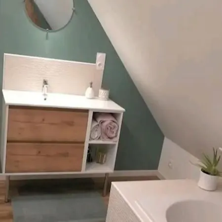 Location Maison Proche Appartamento Canville-les-Deux-Églises